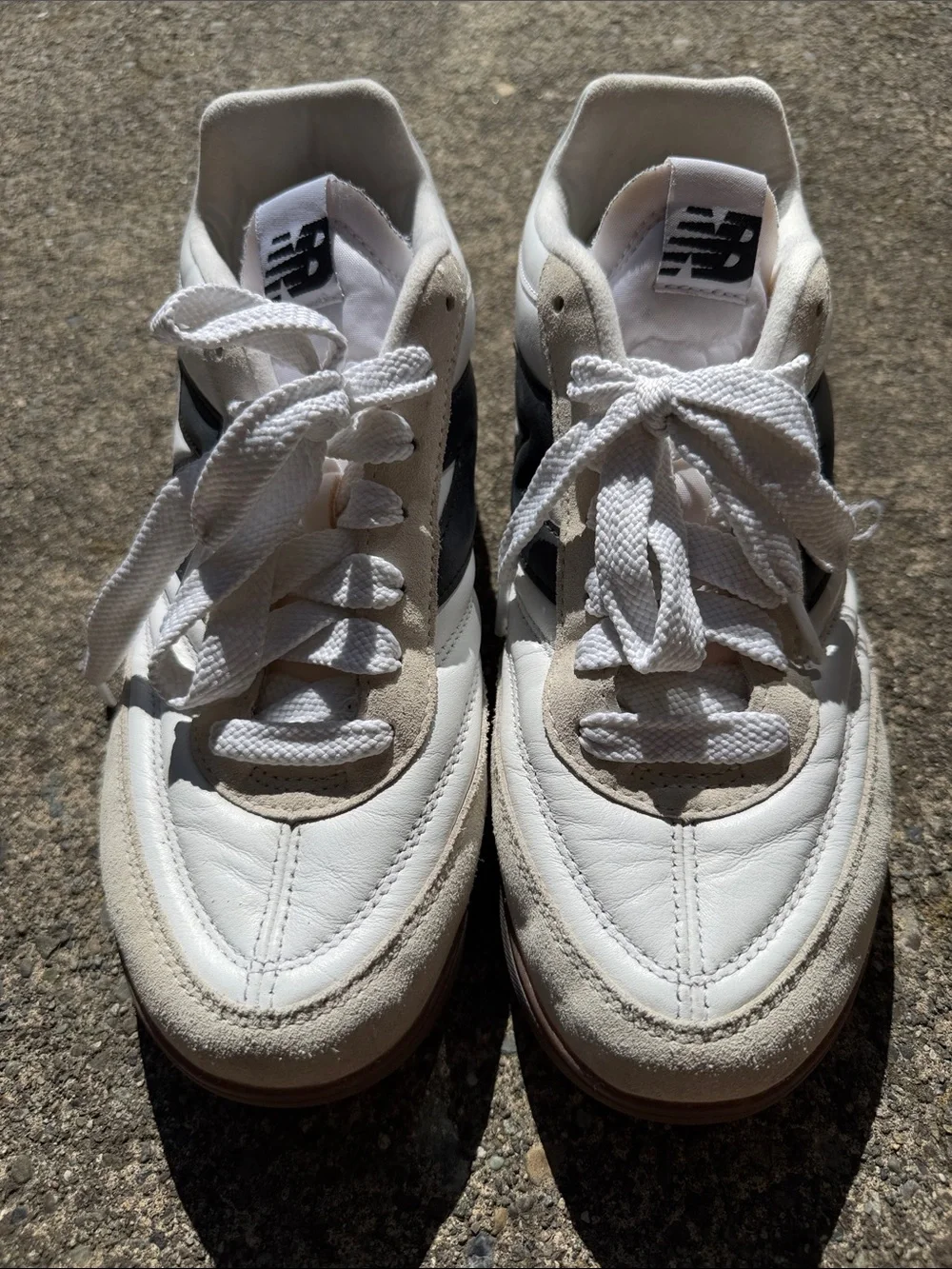 New Balance Men's White and Black Retro-Style Sneakers